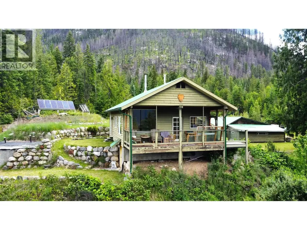9155 Highway 6, Silverton
